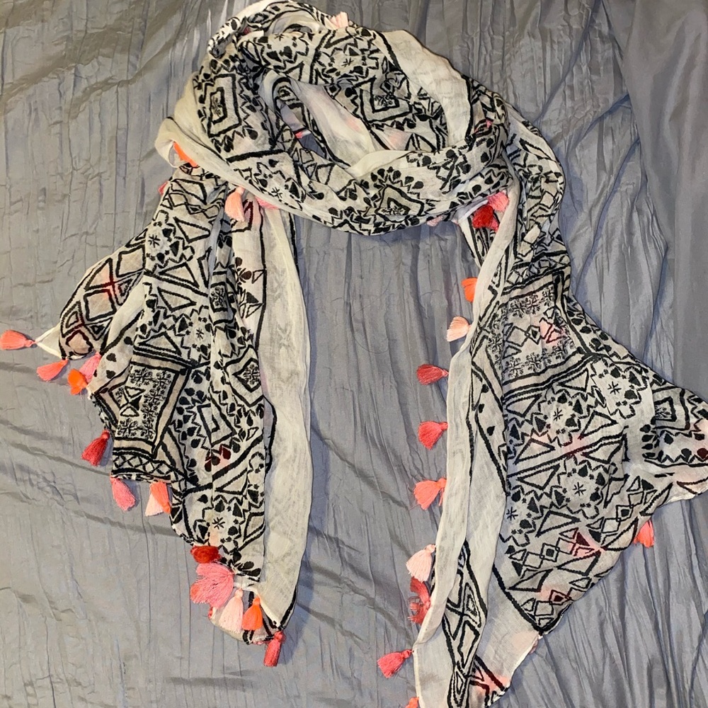 Tribal scarf with Pink ombre Tassels